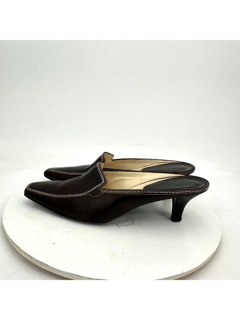 Tod's Women Size 9 Brown Leather Loafer Mules Slip On Pointed Toe Pump Sandal